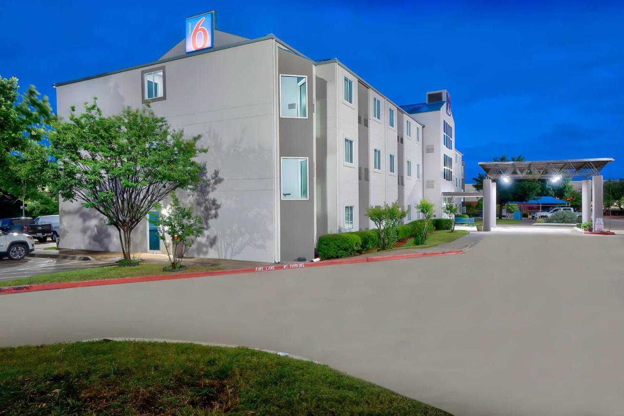 Motel 6-Benbrook, Tx - Fort Worth Εξωτερικό φωτογραφία