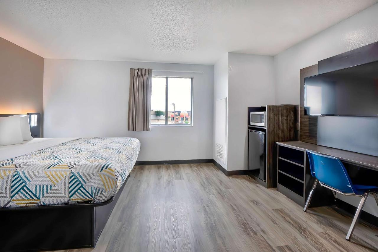 Motel 6-Benbrook, Tx - Fort Worth Εξωτερικό φωτογραφία