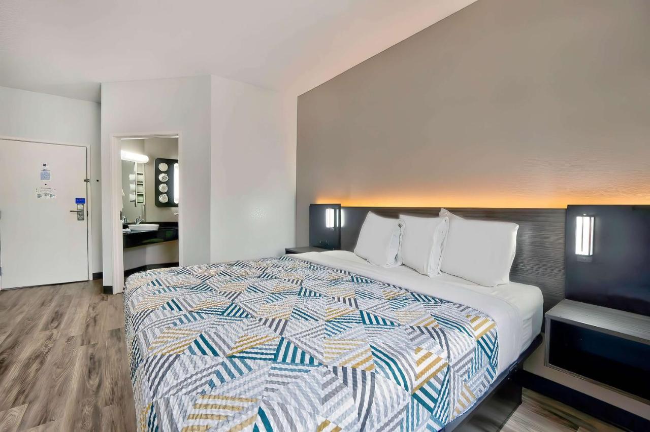 Motel 6-Benbrook, Tx - Fort Worth Εξωτερικό φωτογραφία