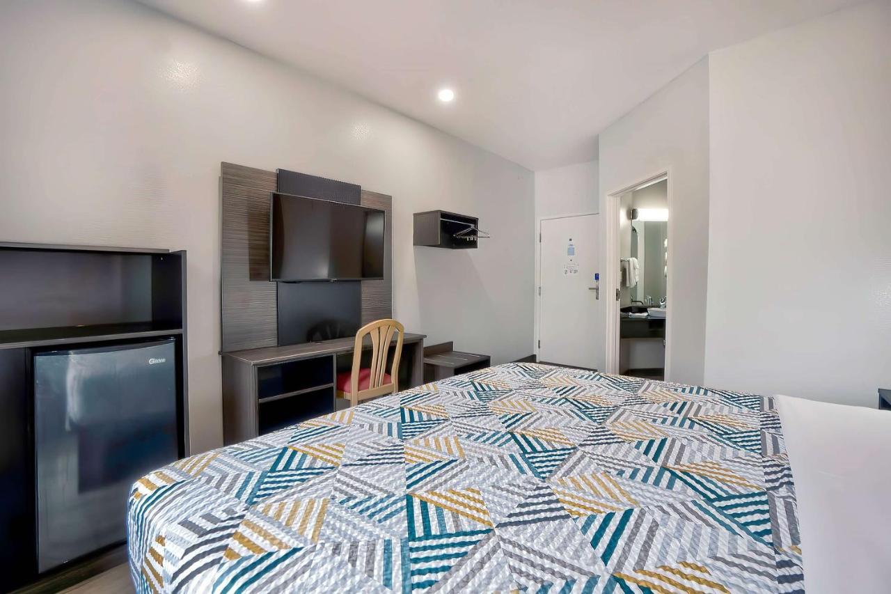 Motel 6-Benbrook, Tx - Fort Worth Εξωτερικό φωτογραφία