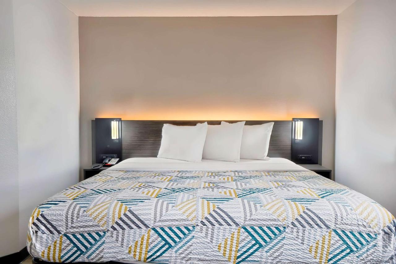 Motel 6-Benbrook, Tx - Fort Worth Εξωτερικό φωτογραφία