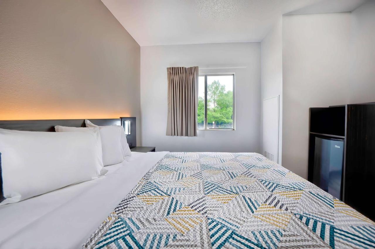 Motel 6-Benbrook, Tx - Fort Worth Εξωτερικό φωτογραφία