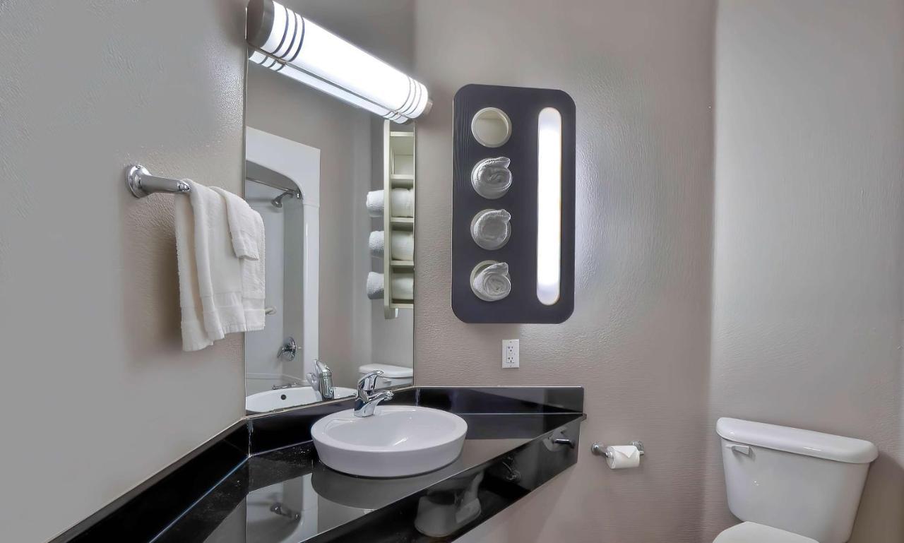 Motel 6-Benbrook, Tx - Fort Worth Εξωτερικό φωτογραφία